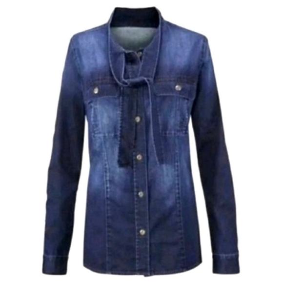 Cabi Waterfront Denim Bow Shirt Long sleeve Button‎ Down Size Medium Tencel - Picture 3 of 8